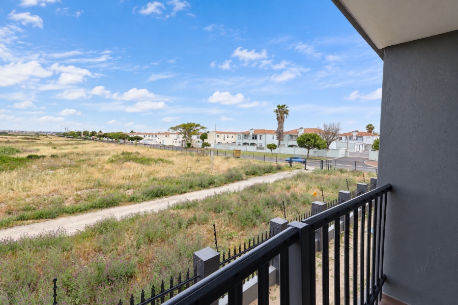 3 Bedroom Property for Sale in Parklands Western Cape